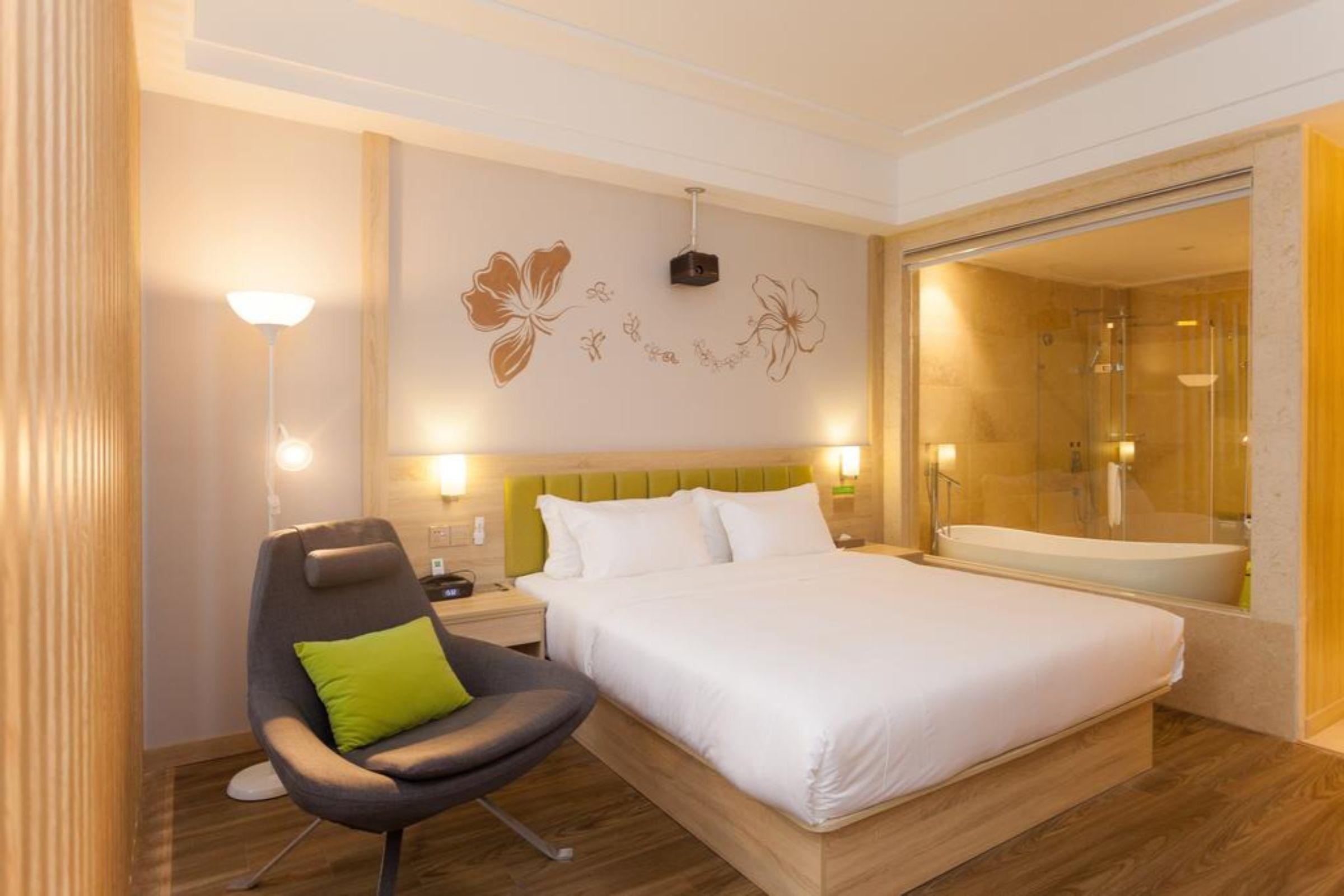 Hotel Ibis Styles Nantong Development Zone Shimao Plaza Zewnętrze zdjęcie