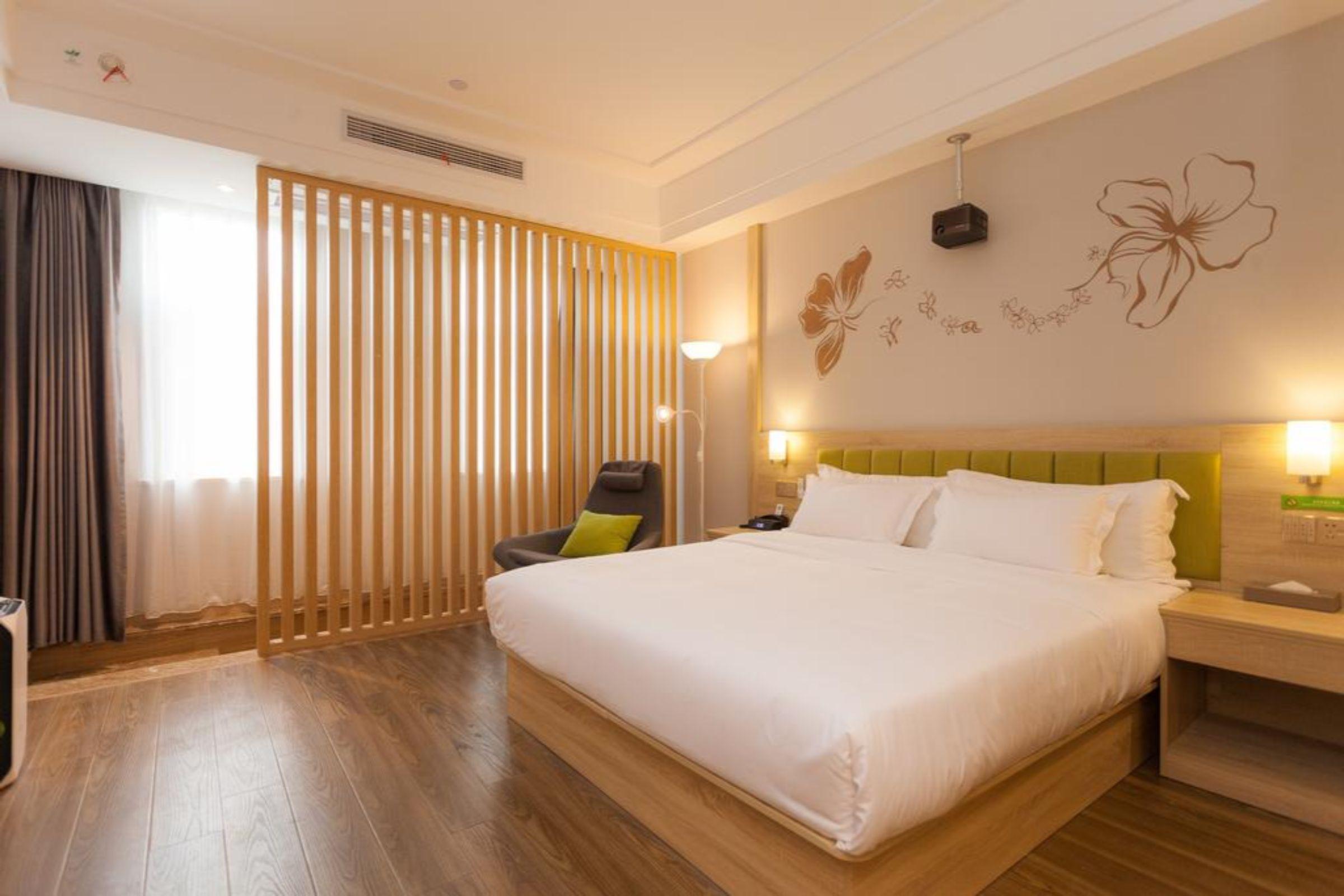 Hotel Ibis Styles Nantong Development Zone Shimao Plaza Zewnętrze zdjęcie