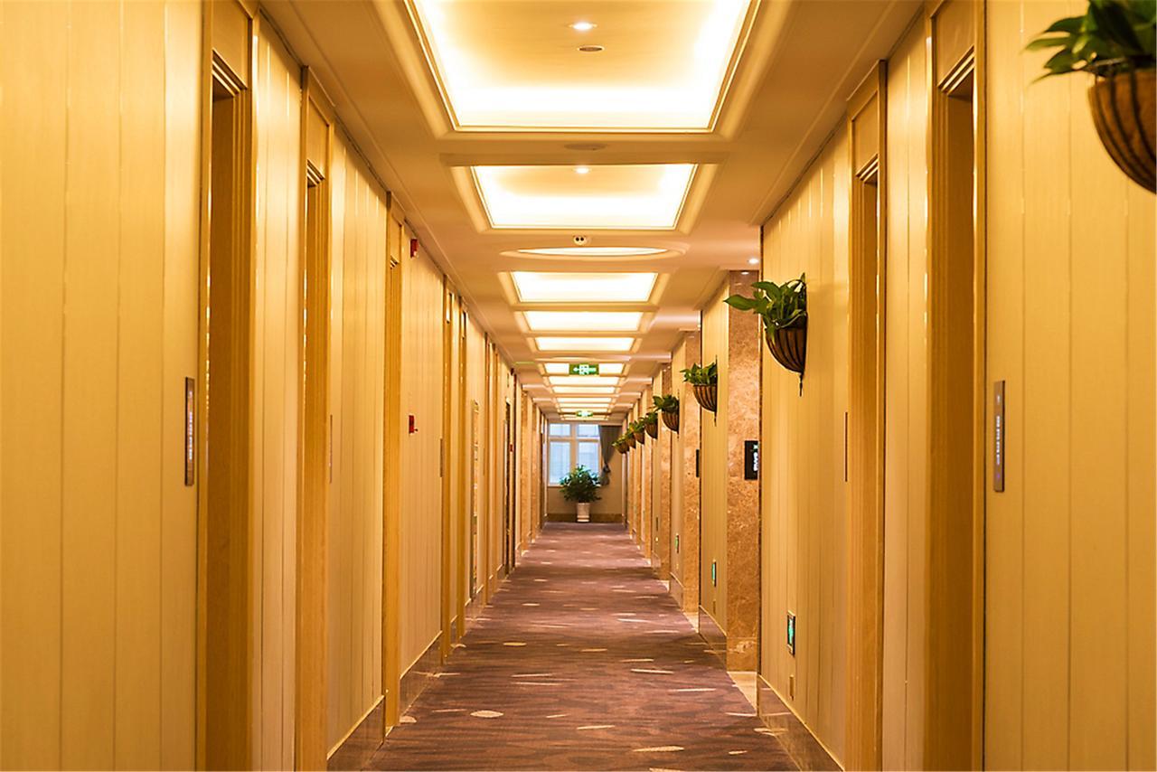 Hotel Ibis Styles Nantong Development Zone Shimao Plaza Zewnętrze zdjęcie